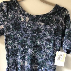 Medium lularoe Amelia BRAND NEW